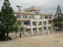 市川市立鬼高小学校 