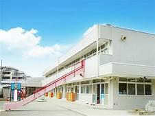 こまどり幼稚園 