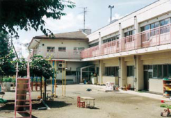 船橋市立小室保育園 