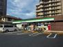 ファミリーマート加平インター店  215m