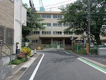 松戸市立松飛台小学校