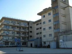 松戸市立六実第二小学校